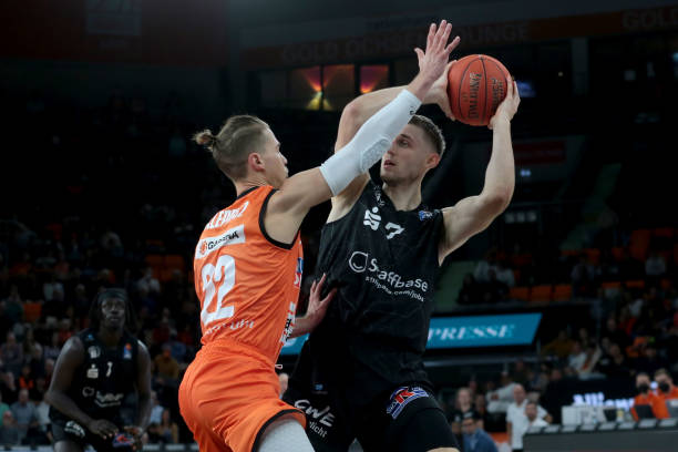 胡明轩在对 胡明轩在对